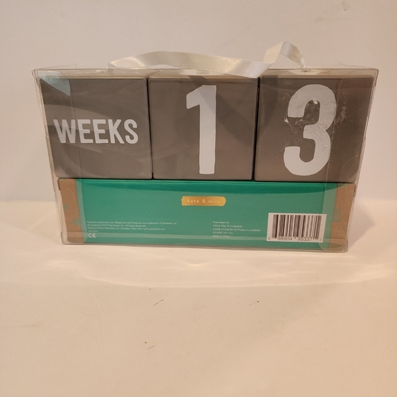 Kate & Milo Baby Milestone Markers, Baby Age Milestone Keepsakes and Photo Props - Picture 4 of 6